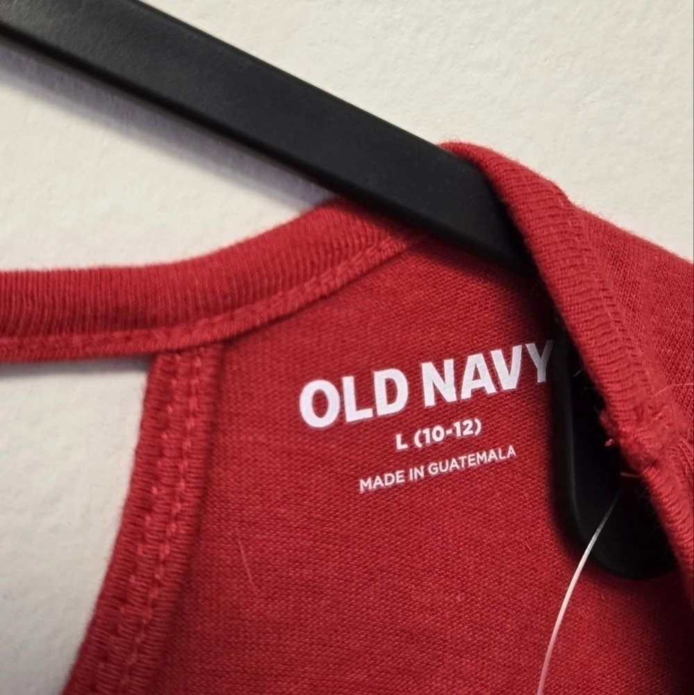 Old Navy Christmas Tree t-shirt Red L (10 - 12)